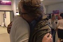 Un couple séparé depuis 29 ans se retrouve à l'aéroport
